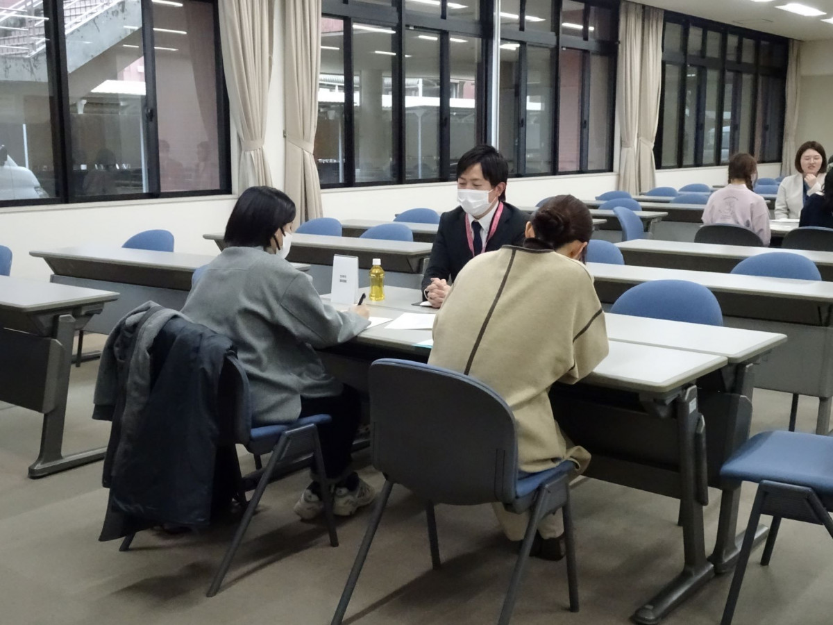 R5県内公務員との交流会_交流タイム1